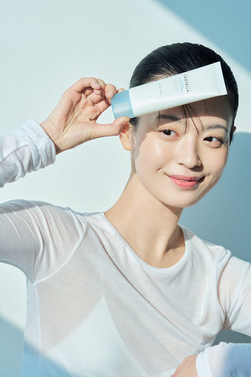 Centella Hyalu-Cica Water-Fit Sun Serum 50ml 8